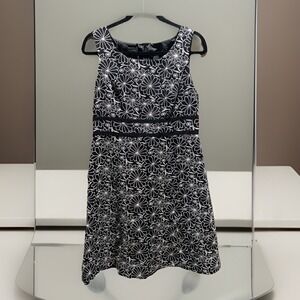 Talbots Black White Floral Embroidery‎ Sleeveless Linen Blend Dress Size 8